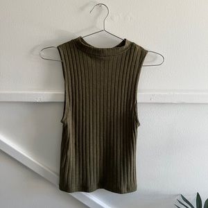 Turtle neck olive green top